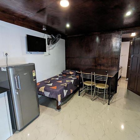 Budget Home Kochi Extérieur photo