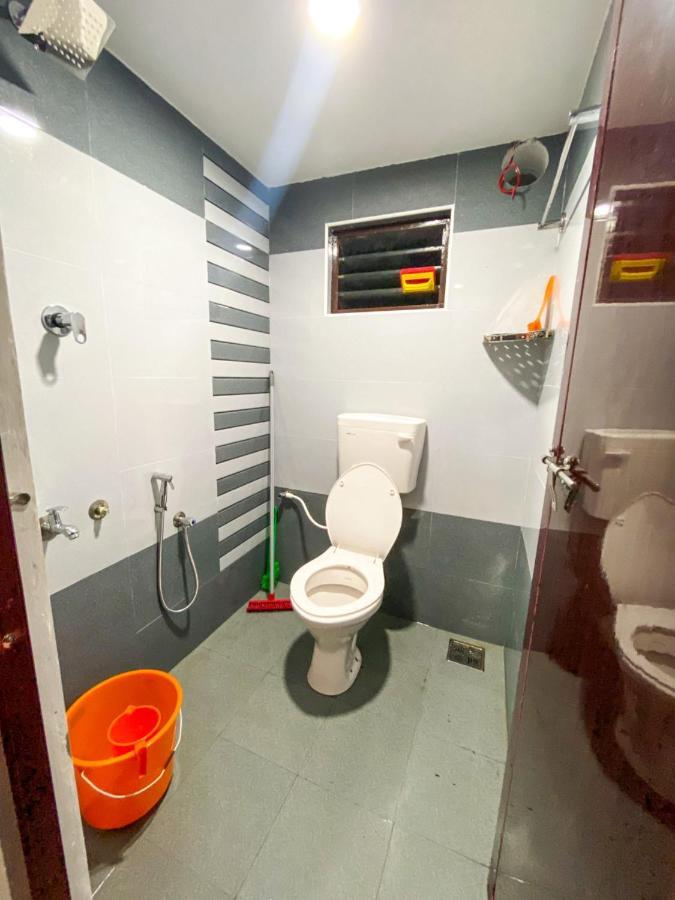 Budget Home Kochi Extérieur photo