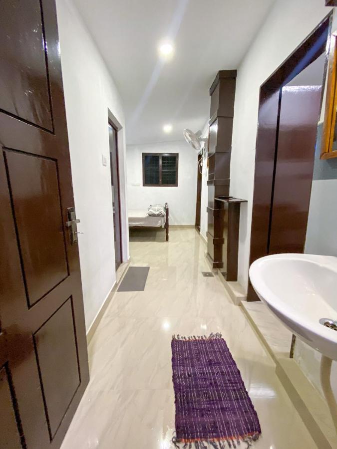 Budget Home Kochi Extérieur photo