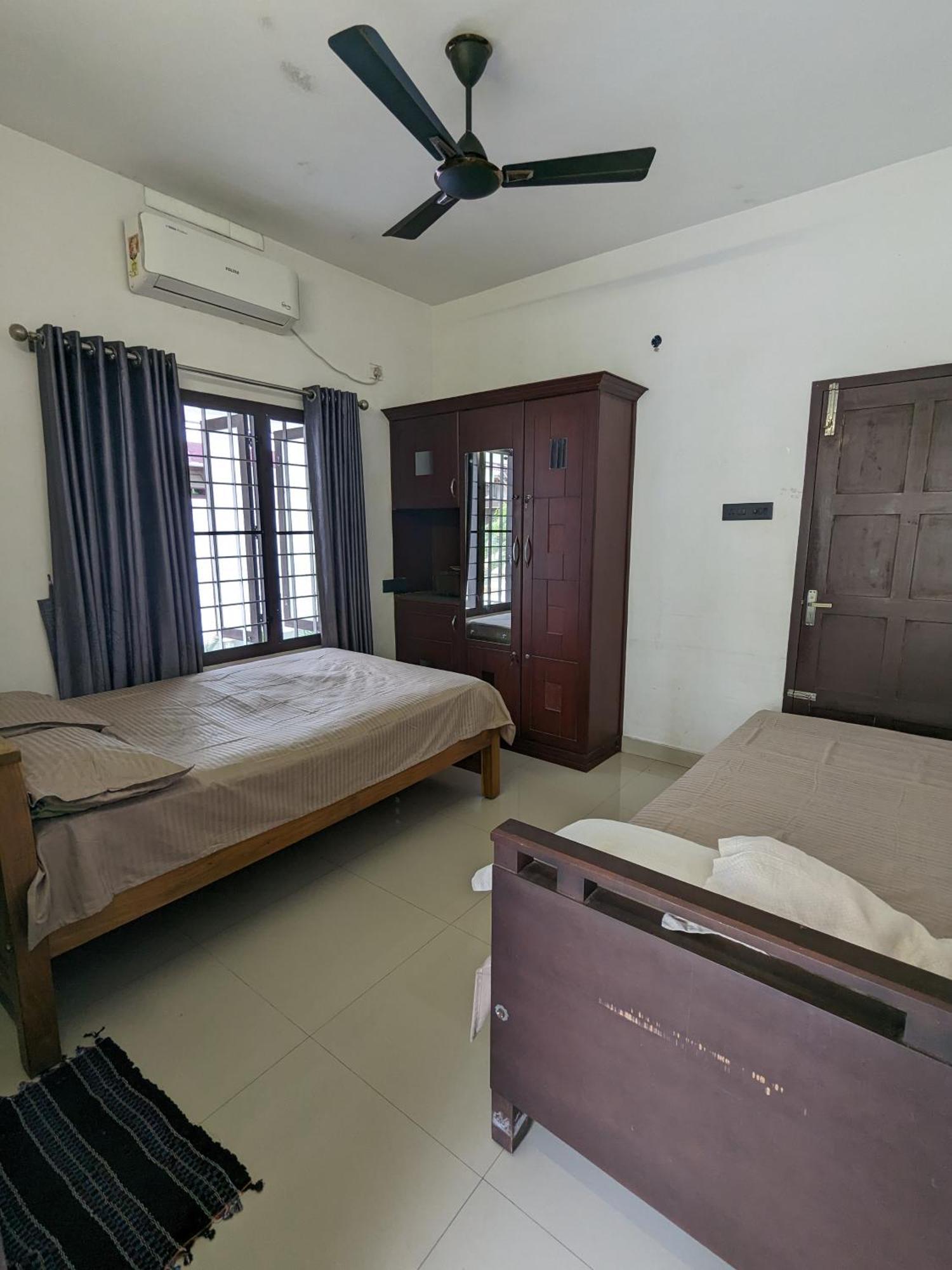 Budget Home Kochi Extérieur photo