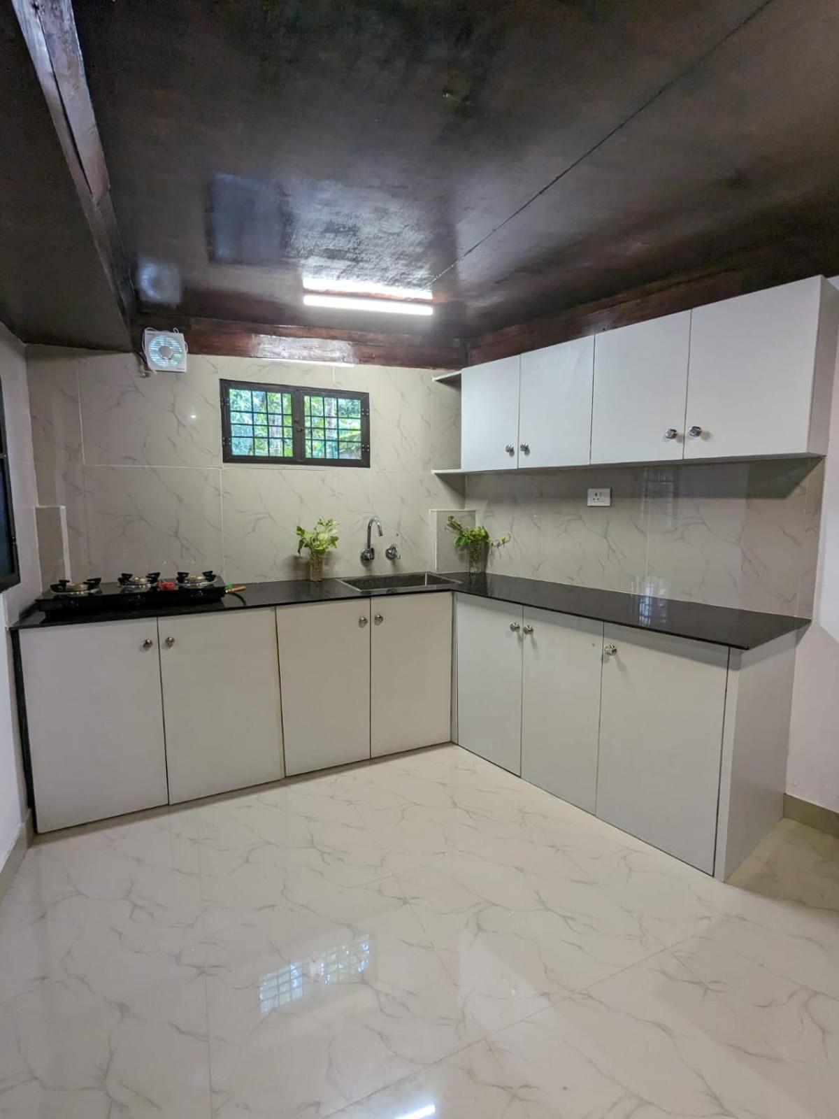 Budget Home Kochi Extérieur photo