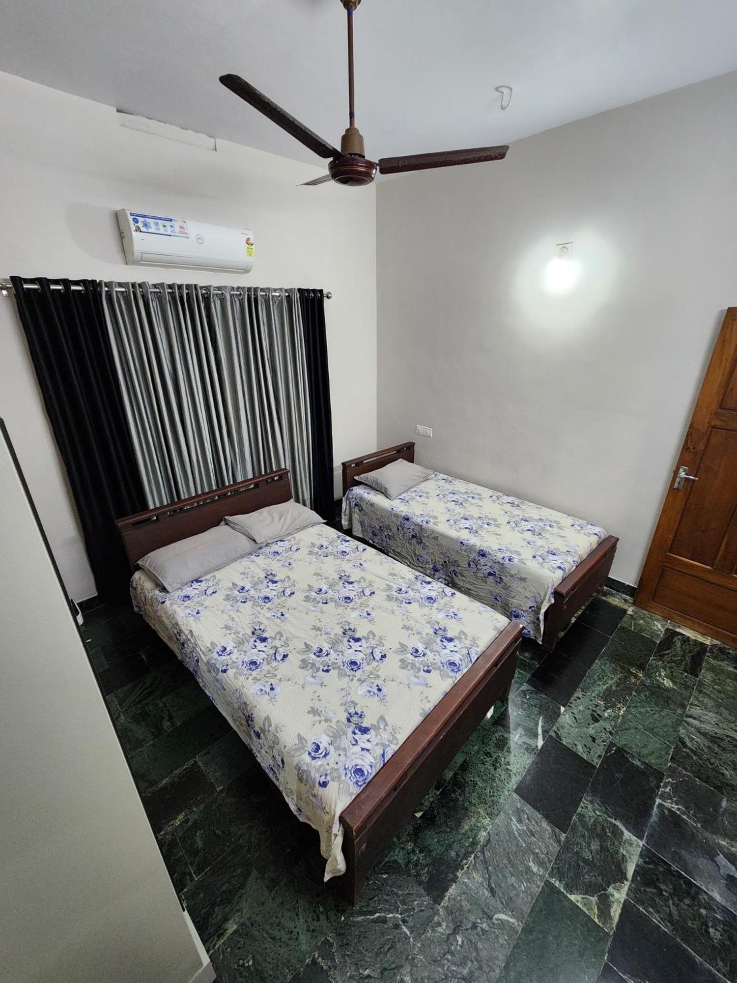 Budget Home Kochi Extérieur photo
