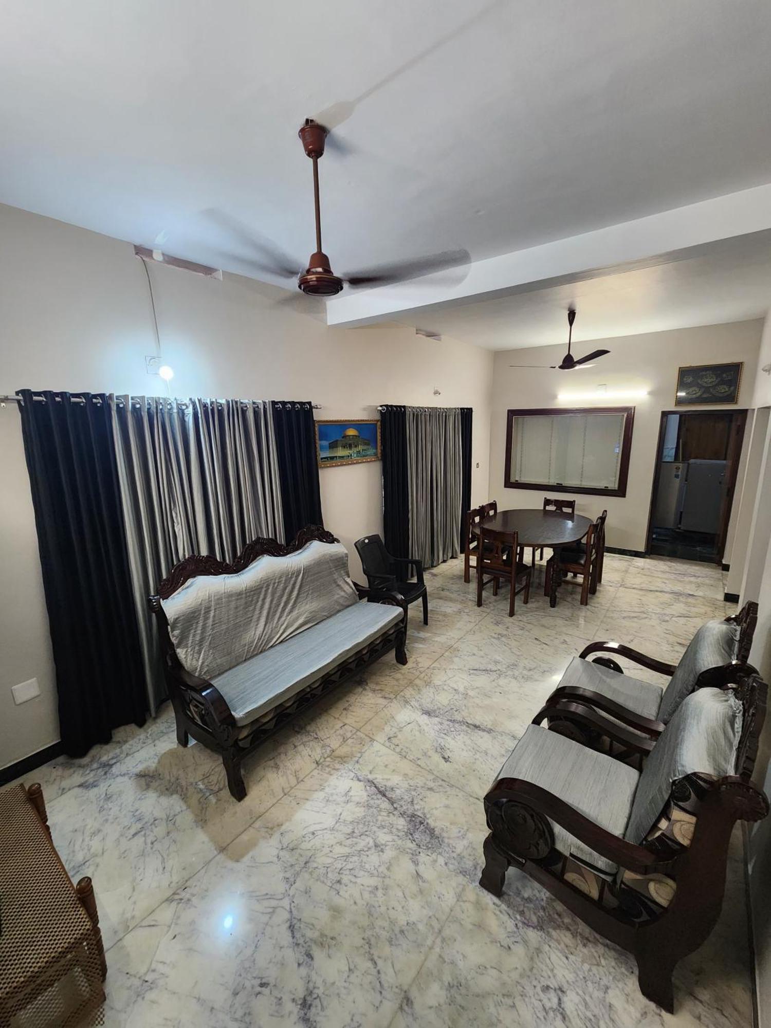 Budget Home Kochi Extérieur photo
